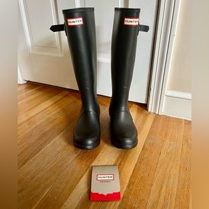 Hunter Original Tall Boots, Size 6 (EU 37).